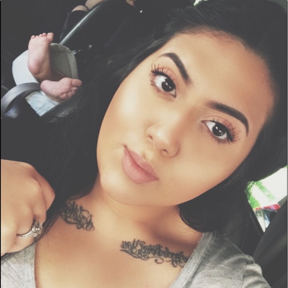 Meet your Posher, Victoria